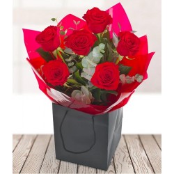 6 Red Roses